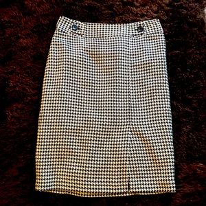 Ann taylor houndstooth skirt